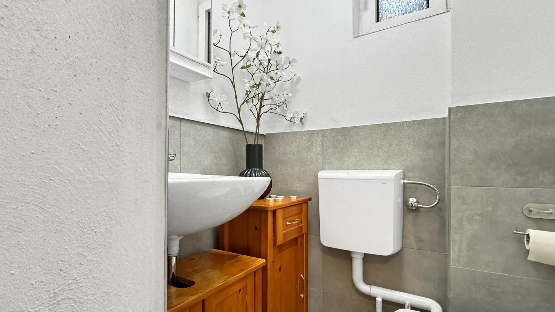 2 Zimmer Apartment Im Zentrum Von Stuttgart