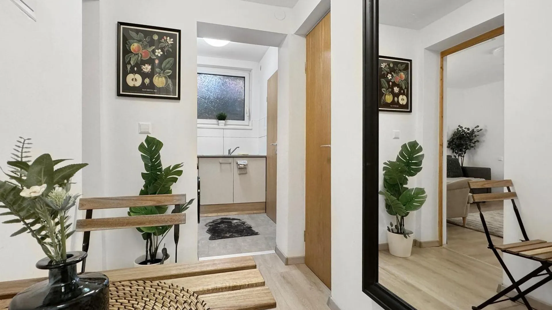 2 Zimmer Apartment Im Zentrum Von Stuttgart Germany