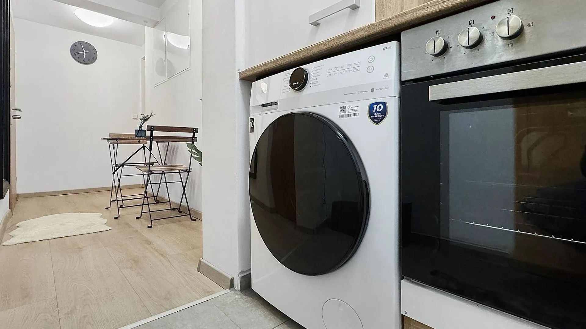 2 Zimmer Apartment Im Zentrum Von Stuttgart
